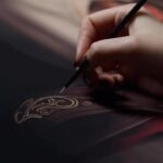 Shohreh Aghdashloo Instagram - Thank you so much @simplymargreet for sharing your incredible artwork of Roshan from Assassin’s Creed Mirage. It’s truly heartwarming to see how my portrayal of Roshan has resonated with you. Your dedication, evident in the 90 hours spent and the intricate details like the gold metallic paint, is remarkable. It’s a joy to know that Roshan, a character I hold dear, has become a favorite for you in the Assassin’s Creed franchise. Your artwork is not only a testament to your talent but also a wonderful tribute to the character. Keep up the fantastic work! با سپاس از شما برای به اشتراک گذاشتن اثر هنری زیبای خود از روشن از Assassin’s Creed Mirage واقعاً مایه دلگرمی است که می بینیم چگونه شخصیت روشن را در یافته اید. کار شما، که برای خلق آن 90 ساعت وقت صرف شده و جزئیات پیچیده آن مانند رنگ متالیک طلایی بسیار قابل توجه هستند. خوشحالم که روشن، شخصیتی که برای من عزیز است، برای شما در فرنچایز Assassin’s Creed تبدیل به یک شخصیت مورد علاقه شده است. آثار هنری شما نه تنها گواهی بر استعداد شماست، بلکه یک ادای احترام فوق العاده به شخصیت روشن” است. به کار فوق العاده تان ادامه دهید! #assassinscreed #assassinscreedmirage
