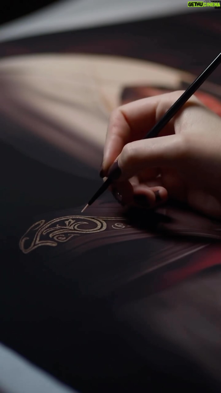 Shohreh Aghdashloo Instagram - Thank you so much @simplymargreet for sharing your incredible artwork of Roshan from Assassin’s Creed Mirage. It’s truly heartwarming to see how my portrayal of Roshan has resonated with you. Your dedication, evident in the 90 hours spent and the intricate details like the gold metallic paint, is remarkable. It’s a joy to know that Roshan, a character I hold dear, has become a favorite for you in the Assassin’s Creed franchise. Your artwork is not only a testament to your talent but also a wonderful tribute to the character. Keep up the fantastic work! با سپاس از شما برای به اشتراک گذاشتن اثر هنری زیبای خود از روشن از Assassin’s Creed Mirage واقعاً مایه دلگرمی است که می بینیم چگونه شخصیت روشن را در یافته اید. کار شما، که برای خلق آن 90 ساعت وقت صرف شده و جزئیات پیچیده آن مانند رنگ متالیک طلایی بسیار قابل توجه هستند. خوشحالم که روشن، شخصیتی که برای من عزیز است، برای شما در فرنچایز Assassin’s Creed تبدیل به یک شخصیت مورد علاقه شده است. آثار هنری شما نه تنها گواهی بر استعداد شماست، بلکه یک ادای احترام فوق العاده به شخصیت روشن” است. به کار فوق العاده تان ادامه دهید! #assassinscreed #assassinscreedmirage