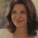 Shohreh Aghdashloo Instagram - A good hair day sets your entire look. It’s empowering and makes you feel good from the inside no matter what age you are. My hair care products are now available on Aniise.com. Please make sure to tag your hair results with #saghdashloobeauty. I can’t wait for you to try them out. 🙏🏼❤️ وقتی موی شما سالم است و میدرخشد از درون حس خوبی به شما می‌دهد و همه روز احساس خوبی دارید. و دیگر فرقی نمیکند که در چه سن و سالی هستید. اطلاعات این محصولات را میتوانید در سایت Aniise.com مشاهده کنید لطفا نظراتتان را با تگ کردن Saghdashloobeauty# با ما در میان بگذارید. بی صبرانه منتظر شنیدن نظرات شما خواهیم بود. ❤️ Concept & Script: @cassfoxphoto @madebydq Video by: @madebydq