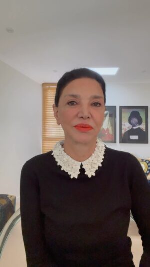 Shohreh Aghdashloo Instagram - #womanlifefreedom
#زن_زندگی_ازادی