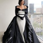 Shohreh Aghdashloo Instagram - It has been my utmost pleasure collaborating with award-winning fashion designer Christian Siriano for the 95th Academy Awards. The custom-made white and black “Woman Life Freedom” gown is championing the women of Iran, Mahsa Amini, Hajar Abbasi, and Nika Shakarami, who were among the first women whose lives ended far too early in the hope of freedom after 44 years of oppression and religious tyranny under the Islamic Republic. @csiriano has long championed women and marginalized communities, and has spoken up for causes he believes in, and has fought for what he believes is right. Thank you, Christian, for your creative vision and for lending your voice to support the people of Iran. 🙏🏼❤️ همکاری با طراح مد برجسته کریستین سیریانو در نود و پنجمین رویداد جوایز اسکار برای من بسیار لذت بخش بود. لباس سفارشی دوخته شده‌ی «زن زندگی آزادی» تقدیم شده به زنان قهرمان ایران مهسا امینی، هاجر عباسی و نیکا شاکرمی؛ که پس از ۴۴ سال ستم و استبداد دینی جمهوری اسلامی، جان خود را به امید رسیدن به آزادی بسیار زودتر از موعد از دست دادند.  کریستین سریانو @csiriano مدت‌هاست که از زنان و گروه‌های به حاشیه‌رانده شده حمایت می‌کند و درباره‌ی اهدافی که به آن‌ها معتقد است صحبت می‌کند و برای آنچه که به آن باور دارد می‌جنگد. کریستین؛ از تو به خاطر دیدگاه خلاقانه‌ات و اینکه صدای حمایت از مردم ایران هستی سپاسگزارم. 👗: @csiriano 💎: @alexsoldierjewelry & @matturijewellery 💇🏻‍♀️: @lovetaije 💄: @drodbeauty 📷: @kjohn_lasoul Stylist: @svint.jvmes #Oscars95 #Oscars #Oscarsweekend #WomanLifeFreedom