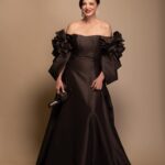 Shohreh Aghdashloo Instagram - I'm delighted to be featured in this month's issue of @the_eden_magazine_, in which I talk about the ongoing protests in Iran, new projects, and the launch of @saghdashloobeauty, my hair care products, in collaboration with beauty company @aniisebeauty. ‎در گفتگو با Maryam Morrison برای شماره این ماه مجله Eden از تظاهرات در حال انجام در ایران، پروژه های جدید و راه اندازی محصولات مراقبت از موی من با همکاری شرکت زیبایی aniisebeauty@ صحبت کردم. 📷: @meerafox 💇🏻‍♀️: @minoobahri