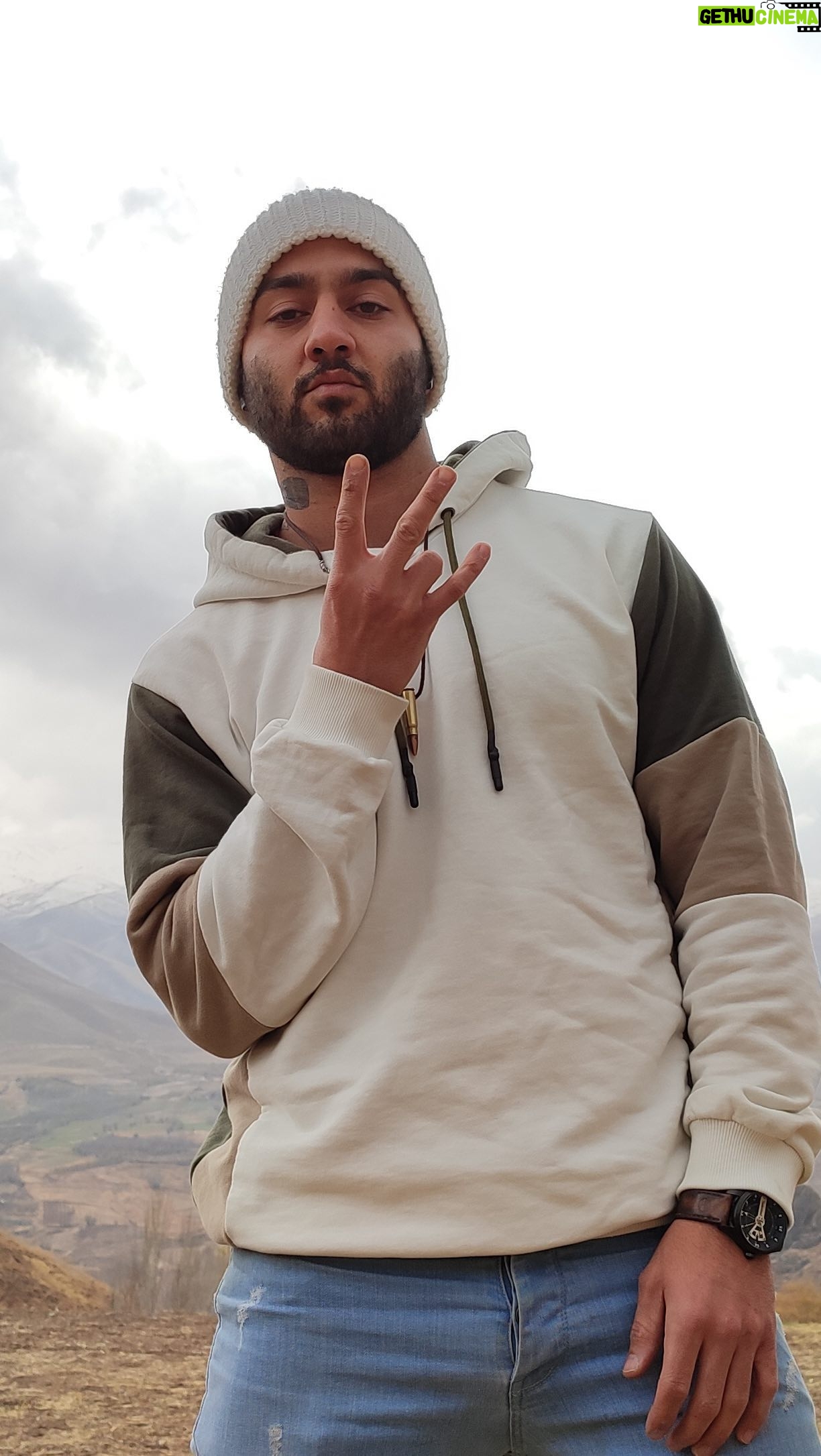 Shohreh Aghdashloo Instagram - Toomaj Salehi, one of the most popular rappers in Iran, has reportedly been subjected to severe torture in Isfahan prison after being abducted by regime forces over a month ago. He was actively supporting the protests in Iran, releasing music, sending messages of support, and even showing up on the streets himself. Together we stand in solidarity with Toomaj and demand his release. Please add your voice to ours. توماج صالحی، یکی از محبوبترین خوانندههای رپ در ایران، پس از ربوده شدن بیش از یک ماه پیش توسط نیروهای رژیم در زندان اصفهان مورد شکنجههای شدید قرار گرفته است. او فعالانه از اعتراضات در ایران حمایت میکرد، موسیقی منتشر میکرد، پیامهای حمایتی میفرستاد و حتی خودش در خیابانها حاضر میشد. ما با هم در همبستگی با توماج می ایستیم و خواهان آزادی او هستیم. لطفا صدای او را تکرار کنید. #toomajsalehi #iran #iranprotests