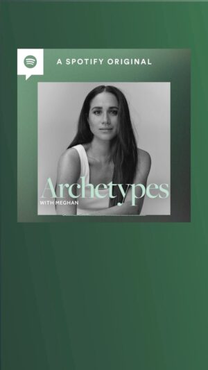 Shohreh Aghdashloo Instagram - At the dawn of their revolution, millions of Iranians fighting for their fundamental human rights deserve to be heard. Shedding light on their cause is imperative and time-sensitive. Thank you, Meghan, for amplifying their voice. 🙏🏼❤️

Go to: spoti.fi/3twiqMZ to listen to the full episode.

در طلوع انقلاب خود، میلیون ها ایرانی که برای حقوق اساسی بشری خود مبارزه می کنند، شایسته شنیده شدن هستند.

طنین صدا و تصویر مبارزه شان در این روزها بسیار مهم است. 
با سپاس از  Meghan برای دعوت به این گفتگو و انعکاس صدای ملت شریف ایران. 🙏🏼❤️

برای شنیدن همه این مصاحبه لطفا آدرس لینک بالا را یادداشت و سپس گوگل کنید.

#iranprotests #iran #mahsaamini