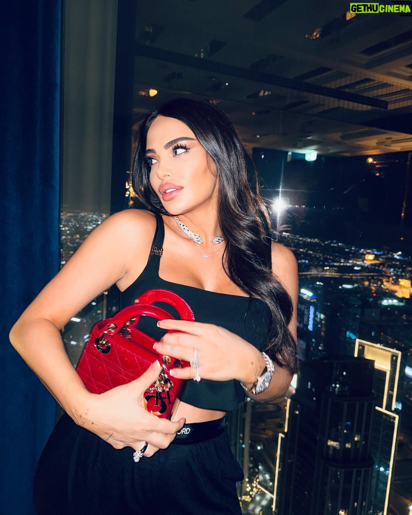 Shorena Begashvili Instagram - შობას გილოცავთ🎁