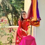Shraddha Kapoor Instagram - Happy Gudi Padwa Meri Insta Fam✨ Gudi Padwa ki aapko aur aapke parivaar ko hardik shubhkaamnaaye 🙏🏼