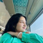 Shreema Bhattacherjee Instagram - Waiting for my JAB WE MET moments 😅✨