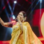 Shreya Ghoshal Instagram - Sab ko Ram Navami ki hardik shubhkamnaen 🩷🙏🏻 Jai Shree Ram 🙏🏻 I had the privilege of performing Ram Bhajans on the occasions of the opening of a beautiful new Ram Mandir in Mangalore. This was for the first time ever that I have done a pure devotional concert like this. The divine experience of singing for Bhagwan Shir Ram in front of the devotees will be one of the biggest highlights of my life. The other highlight was that got to share the stage in a live concert for the first time with my dear, the legendary @sonunigamofficial ji. What a day!! Big thanks to my band members, singers, tech team and the magicians at @btosproductions for helping me bring this concept to life. 🩷🙏🏻 📸 @_smfilms