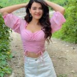 Shristi Shrestha Instagram – 🌸 @_dscollections_ 🤍