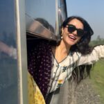 Shristi Shrestha Instagram - What an experience this has been 💐🙏✨ Missing’ #ketiharayekosuchana 🎬💖 by @dgauchan 🧡 @tricitypictures