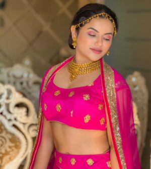 Shrutika Gaokkar Instagram - When people believe in you, it gives you courage and motivation, but when you believe in yourself, it gives you persistence, determination and infinite energy.