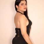 Shrutika Gaokkar Instagram - There is always another chance for everything in life, but the fact is that there is no chance of another life.! So dream it, live it, love it, enjoy it & stay connected to each other. 😊