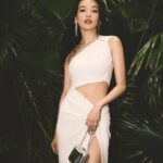 Shu Qi Instagram – 起 🌹 Have a great day 💕#Michael Kors