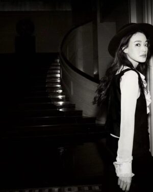 Shu Qi Instagram - 下班🌹