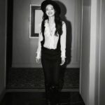 Shu Qi Instagram - 下班🌹