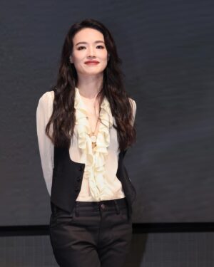 Shu Qi Instagram - 下班🌹