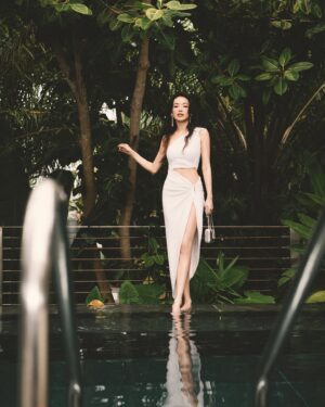 Shu Qi Instagram - 起 🌹 Have a great day 💕#Michael Kors
