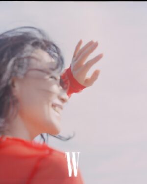Shu Qi Instagram - 一個清冷的午後 一段未完的故事⋯⋯⋯