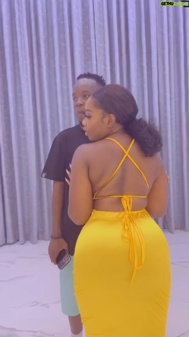 Shugatiti - 16.5K Likes - Something is cooking !!!!
Kindly follow @shugatitiherself