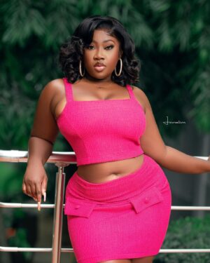 Shugatiti Instagram - 💗💗💗💗💗
Location @skysuites_gh 
📸 @jo_creation