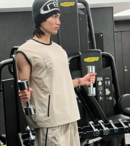 Shuzo Ohira Instagram - FENDI FENDI GYM WEAR🔥💎 ぴーちゃんありがとう📸　@nobusawahitoshi @fendi #fendi #pr