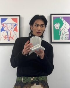 Shuzo Ohira Instagram - 3/15日が、今年1番いい日なんだって💴 新しい財布を使うのまだ我慢😔😔😔 Thank you @louisvuitton #louisvuitton #lvfashion #pr