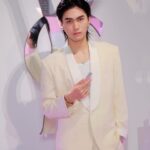 Shuzo Ohira Instagram - YSL Beauty 「YSL LOVESHINE FACTORY」 #yslloveshine #yslラブシャイン #yslmakeup #pr H&M: @nobusawahitoshi