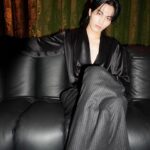 Shuzo Ohira Instagram - The god of elegance was there🇫🇷🥀 @ysl @anthonyvaccarello #saintlaurent