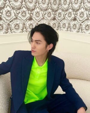 Shuzo Ohira Instagram - DIOR💎

Men’s SS collection 2024

@dior #dior  #ディオール #ディオールファインジュエリー #ディオールタイムピーシズ #diorsummer24 #supportedbydior 

H&M: @nobusawahitoshi
