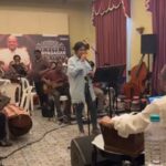 Shweta Mohan Instagram - Be it melodies or kuthu, he is the KING👑 ! Happy Birthday dearest Maestro #Vidyasagar Sir 💓🙏🏽 Lucky to be living in his times, to be able to sing for him, to be able to perform with him at his concerts 🙏🏽🙏🏽 Praying for his good health on this very special day ! Love you so much Sir @vidyasagarmusicofficial 🙏🏽💓🎶✨