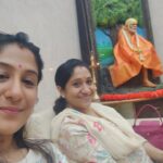 Shweta Mohan Instagram - Visited Shirdi for the first time and sought SaiBaba's blessings 🙏🏽🙏🏽 Wishing all a blessed year ahead 🙏🏽 💞 Had a great darshan and trip Thanks to Santhosh ji of #SaitheerthThemePark and Baburao ji of @alaukikhotel for great hospitality and stay 🙏🏽