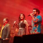 Shweta Mohan Instagram - Backstage with this incredible singer, whom I had the honor of doing makeup for. @_shwetamohan_ is such a down-to-earth person and it was a privilege to be able to work with her. Beautifully captured by @freezeclicks.jpeg Thanks to @olyyn @a.j.entertainments @tamil_de @thiena_k @the.epicmonkeys #concertphotography #backstagemua #shwetamohan