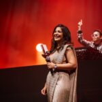 Shweta Mohan Instagram - Backstage with this incredible singer, whom I had the honor of doing makeup for. @_shwetamohan_ is such a down-to-earth person and it was a privilege to be able to work with her. Beautifully captured by @freezeclicks.jpeg Thanks to @olyyn @a.j.entertainments @tamil_de @thiena_k @the.epicmonkeys #concertphotography #backstagemua #shwetamohan