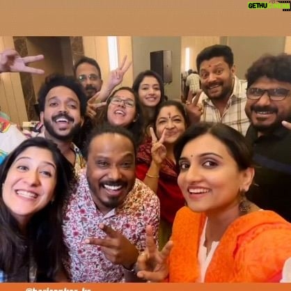 Shweta Mohan Instagram - With this amazing singers gang today at #Kochi for #KSChitra #TributeConcert 💓💫 Beautiful songs..going to be a beautiful evening !! Event by @manoramaevents @manoramaonline