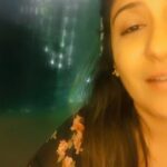 Shweta Mohan Instagram - A rainy night in #Colombo after two amazing concerts with Raaja Sir #IlaiyaraajaLiveInColombo 👑 and team this weekend... 💓🎶 Such a beautiful weekend 🙏🏽 Colombo , Srilanka is always special 💞
