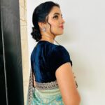 Shyamala Instagram - All abt today …! Saree : @anvitha_collections Makeup : @vinod_bridelmakeupartist Hair : @elegantbridalmakeovers