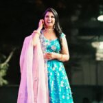 Shyamala Instagram - Just blue-ming 😊 Styling : @impriyankasahajananda Outfit : @srivichowdary Accessories: @kushalsfashionjewellery Makeup : @vinod_bridelmakeupartist Hair : @elegantbridalmakeovers