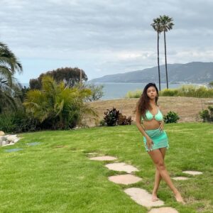 Sierra Capri Instagram - Idc give me Bowlegs and Beaches 4 life 🌴