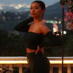 Sierra Capri Instagram – Keep your chin up so your crown won’t slip🫶🏽