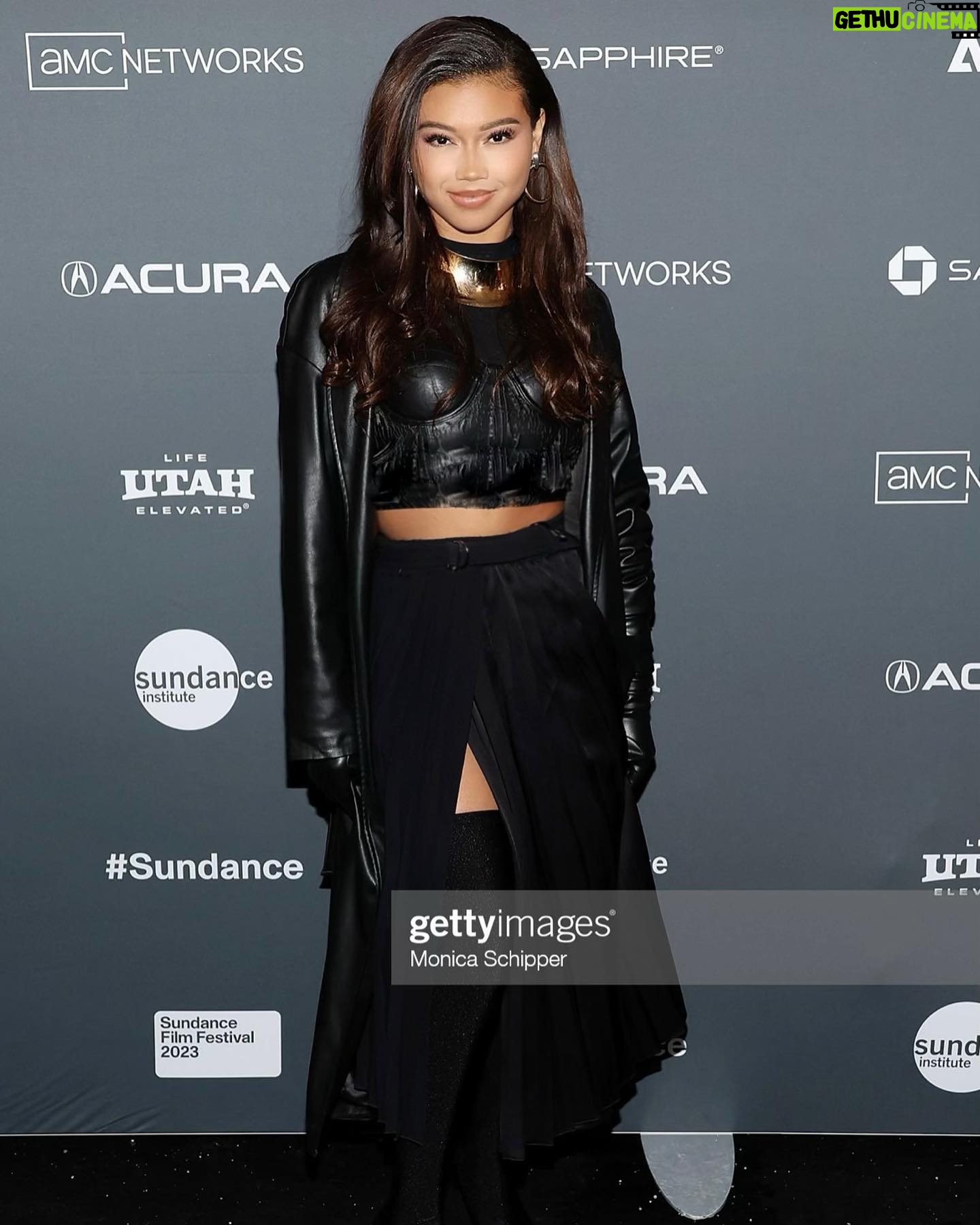 Sierra Capri Instagram - Be more of you and less of them.🖤 #sundancefilmfestival2023 #blessedandgrateful