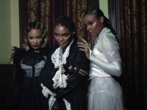 Sierra McClain Instagram - Happy 10th Anniversary. 🥀👻🎃
Calling all the Monsters 2021, photo dump 📸
Link in bio