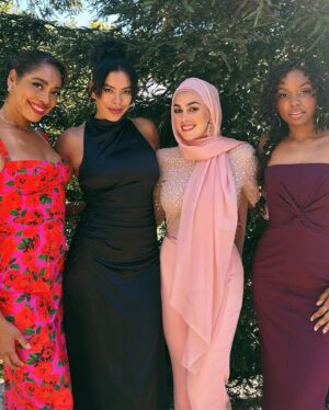 Sierra McClain Instagram - Happy Season 4 Finale Day, y’all. 💐 @911lonestar tonight at 8/7c on @foxtv. 
Can you hear the wedding bells?.. 💍 #911lonestar #season4