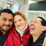 Sigrid Alegría Instagram - Infinitas gracias a este par que hace que todo suene bien! Gracias por sus sonrisas siempre y su cariño que los vuelve los mejores profesionales. Son absolutamente recomendables. 😂 @experto.cruzm @abelsanhueza 🧡 #sonidistas #roadie #musicoschilenos #amigos