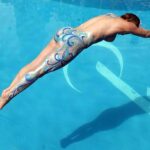 Sigrid Alegría Instagram - Hubo una vez un piscinazo de una reina de Viña 2014 #recuerdosdelfestivaldeviña #cuerpospintadoschile @marlonparra_tattoorockers Gracias 🙏 @franciscosaavedr @pamerodriguez @carolabolumburu 😊 Lo logramos 🥰 @nayafacil_official 🌺 Hermosa,… felicitaciones 🌺
