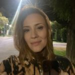 Sigrid Alegría Instagram – La vuelta del perro 🐕🦮🚶‍♀️