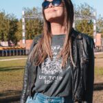 Silvina Luna Instagram - Se viene el REPECHAJE, una vuelta más por el @hoteldefamosos!!! Acá con mi amiga @majomartino entramos con todo!! 😈🔥 ANTI FAMILIA!??