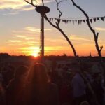 Silvina Luna Instagram - Alma viajera Acá comparto unas fotos de cuando viví unos meses en BERLIN hace dos años. Ciudad con la que tuve química desde el comienzo, donde sentí libertad y diversidad. Gente a la que no le importan las apariencias y lo de afuera. También se siente un halo fuerte de que algo la toco para siempre y se rearmó como pudo... Siguió pero eso qué pasó se huele. Berlín ciudad de conexiones reales, sin prejuicios, de mucho conocimiento, donde me animé a ir e intentarlo más allá de mi zona de confort y eso solo ya fue un triunfo. Y tuve a la mejor anfitriona, compañera, hermana 🙏NAMASTE ( mi ser interior saluda y bendice a tu ser interior) ese es el significado.. Y así siempre @mariu.alonso ✨ Alguno estuvo? Cuenten su experiencia...