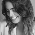 Silvina Luna Instagram - Quiero contarles que estoy muy feliz porque desde hace mucho tiempo vengo sintiendo la necesidad de crear un espacio para todas, un refugio donde poder, juntas, aprender a estar en armonía y paz, con la mujer que estamos siendo y con la que nos gustaría ser. Por eso me gustaría invitarlas a mi nuevo espacio @simpleyconsciente una Comunidad de mujeres con ganas de seguir creciendo y transformando. Vamos a debatir ideas, compartir tips de bienestar, charlar con invitadas que nos ayuden a empoderarnos, compartir experiencias y conocimientos valiosos. Además les voy a contar sobre la gestación de mi próximo libro! Las espero 🌟