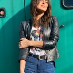 Silvina Luna Instagram - 𝑺𝒊 𝒕𝒊𝒆𝒏𝒆𝒔 𝒖𝒏𝒂 𝒎𝒆𝒏𝒕𝒆 𝒄𝒂𝒍𝒎𝒂, 𝒔𝒆𝒓𝒂́𝒔 𝒖𝒏𝒂 𝒑𝒆𝒓𝒔𝒐𝒏𝒂 𝒃𝒆𝒍𝒍𝒂. 𝑺𝒊 𝒆𝒓𝒆𝒔 𝒖𝒏𝒂 𝒑𝒆𝒓𝒔𝒐𝒏𝒂 𝒃𝒆𝒍𝒍𝒂, 𝒄𝒓𝒆𝒂𝒓𝒂́𝒔 𝒖𝒏 𝒉𝒐𝒈𝒂𝒓 𝒂𝒓𝒎𝒐𝒏𝒊𝒐𝒔𝒐. 𝑺𝒊 𝒕𝒖 𝒉𝒐𝒈𝒂𝒓 𝒆𝒔𝒕𝒂́ 𝒆𝒏 𝒂𝒓𝒎𝒐𝒏𝒊́𝒂, 𝒕𝒖 𝒏𝒂𝒄𝒊𝒐́𝒏 𝒔𝒆 𝒉𝒂𝒍𝒍𝒂𝒓𝒂́ 𝒆𝒏 𝒐𝒓𝒅𝒆𝒏. 𝑺𝒊 𝒆𝒏 𝒕𝒖 𝒏𝒂𝒄𝒊𝒐́𝒏 𝒉𝒂𝒚 𝒐𝒓𝒅𝒆𝒏, 𝒉𝒂𝒃𝒓𝒂́ 𝒑𝒂𝒛 𝒆𝒏 𝒆𝒍 𝒎𝒖𝒏𝒅𝒐. 🌍🙏🏻 Una reflexión milenaria de Lao Tse qué es importante para momentos difíciles como los que estamos viviendo actualmente ❤️ Por eso es importante mantener la calma💫 ¡Qué tengan un gran viernes! ✨