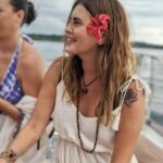 Silvina Luna Instagram – #felizdomingo ♥️ Qué están haciendo hoy!? 

Quizás éste sea el último domingo de Sil en el @hoteldefamosos 😬 Pero quizás no 🙃🤞🏻
De cualquier manera, la vemos tranquila, auténtica, como es ella, disfrutando de esta experiencia. 

Compartimos este #tbt mientras esperamos ansiosos el programa de mañana 🙏🏻
Manden toda sus buenas energías para que Sil la rompa 💪🏻✨